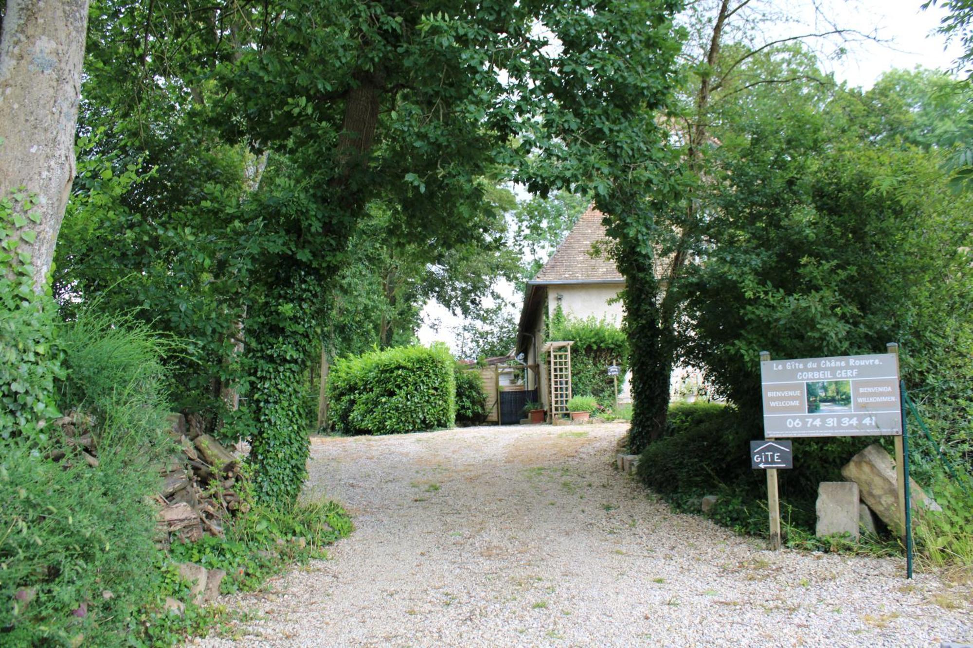 Le Gite Du Chene Rouvre Corbeil-Cerf Exterior foto